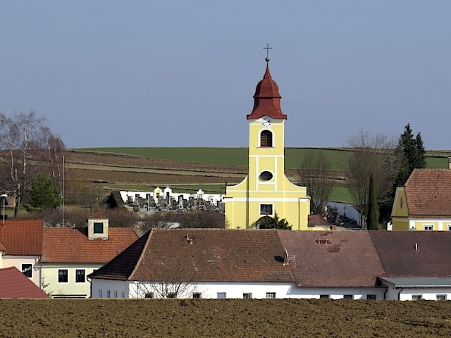 Pfarrkirche Oberstrahlbach Foto ZWalk